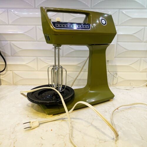 Vintage Avocado Green KitchenAid Mixer